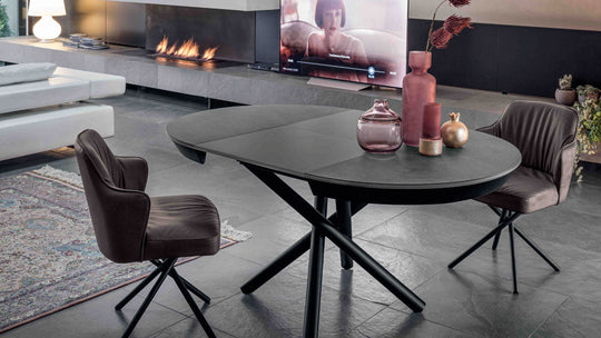 BB Round expandable dining Table