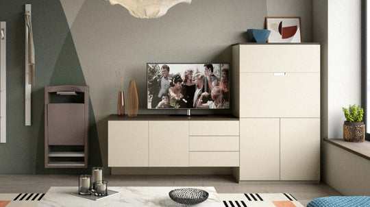 Modern living room with a Home Office.

Details