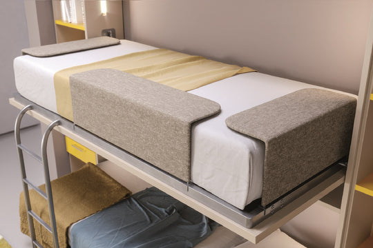 Cocoon bunk bed upper safety barrier